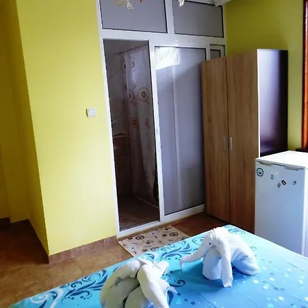Rooms For Guests Snejana * Carevo